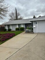 5958 Jeanine Dr in Sacramento, CA - Building Photo
