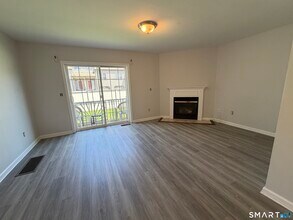 44 Taft Pointe in Waterbury, CT - Building Photo - Building Photo