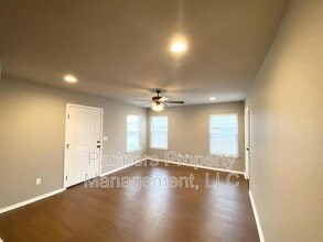 812 Hindman Dr in Prairie Grove, AR - Building Photo - Building Photo