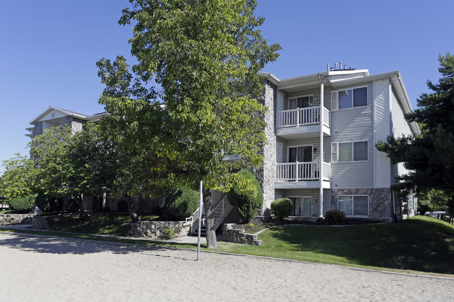 Cedar Breaks in Salt Lake City, UT - Foto de edificio - Building Photo