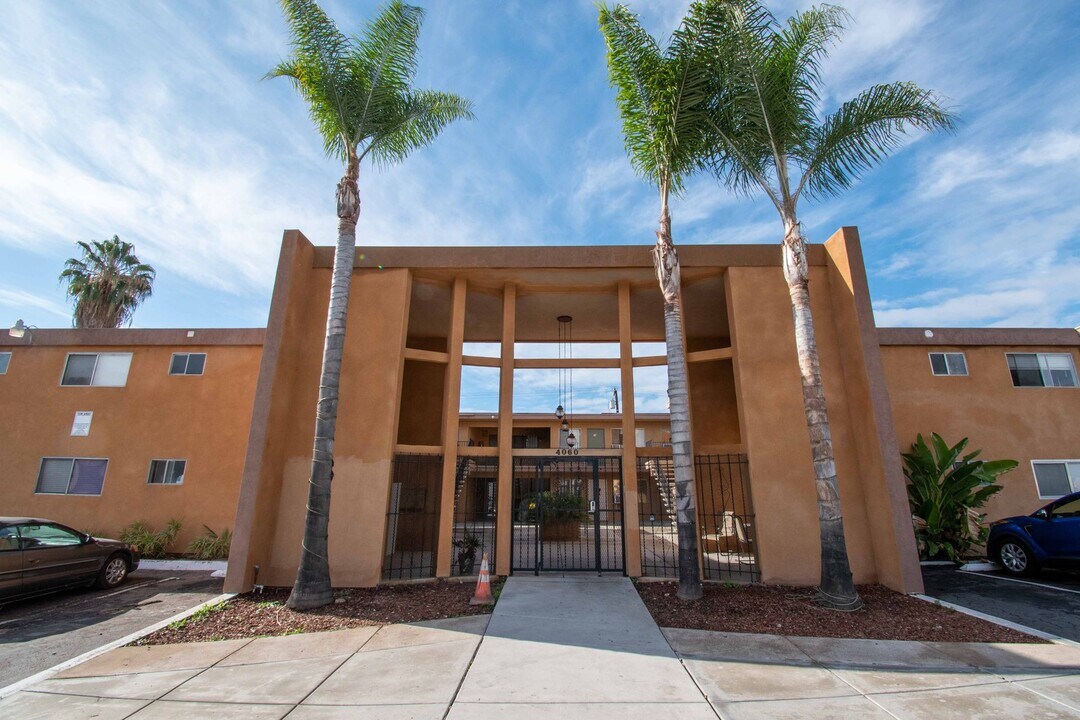 4060 Euclid Ave in San Diego, CA - Foto de edificio