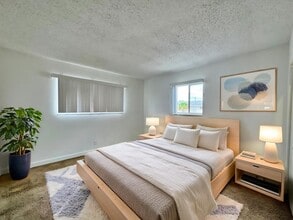 1501 Crescent Cir in North Palm Beach, FL - Building Photo - Building Photo