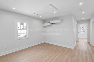 22 Nunan St in Charleston, SC - Building Photo - Building Photo