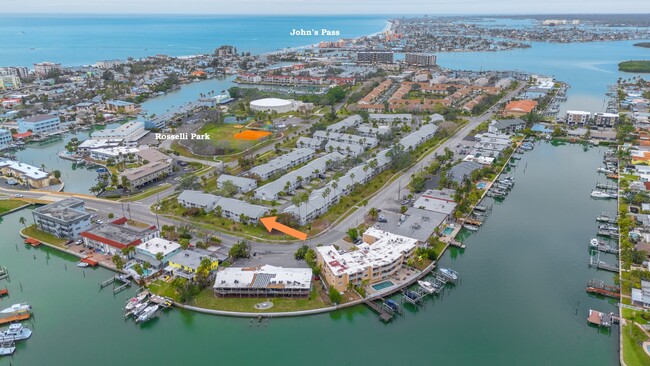 217 Nautilus Way in Treasure Island, FL - Building Photo - Building Photo