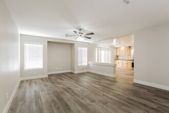 5589 Vision Quest Ct in Las Vegas, NV - Building Photo - Building Photo
