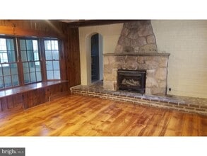 1371 Old Airport Rd in Douglassville, PA - Building Photo - Building Photo