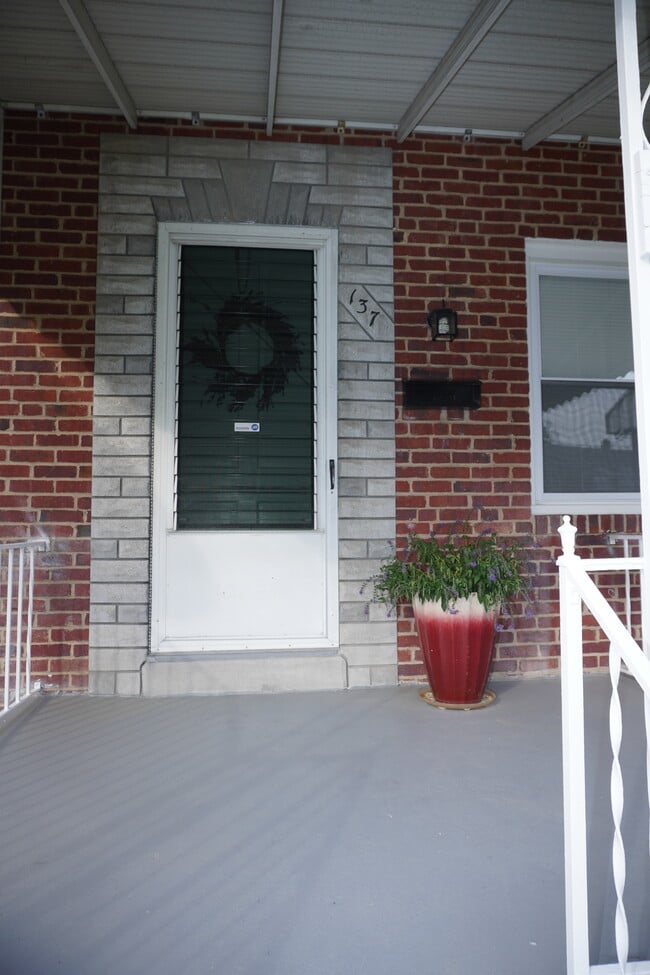137 Riverthorn Rd in Middle River, MD - Building Photo - Building Photo