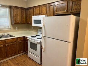 3913 Sunset Dr in Jonesboro, AR - Building Photo - Building Photo