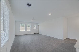 1766 Serenity Moon Dr in Crosby, TX - Building Photo - Building Photo