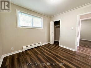 308-308 Kiwanis Park Dr in London, ON - Building Photo - Building Photo