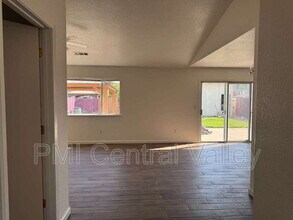 1118 Cypress Hill Ln in Stockton, CA - Building Photo - Building Photo