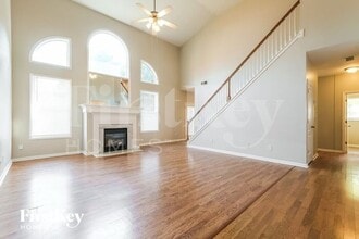 952 Simonton Glen Dr SE in Lawrenceville, GA - Building Photo - Building Photo