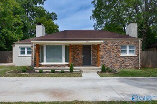 2611 Whitesburg Dr in Huntsville, AL - Building Photo