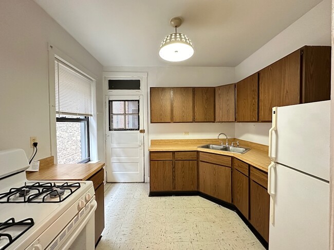 3522 N Racine Ave in Chicago, IL - Building Photo - Building Photo