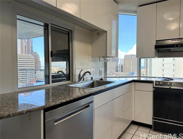 property at 1212 Nuuanu Ave