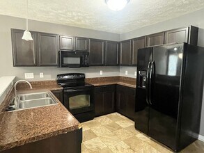 614 Broad Dr in Raeford, NC - Building Photo - Building Photo