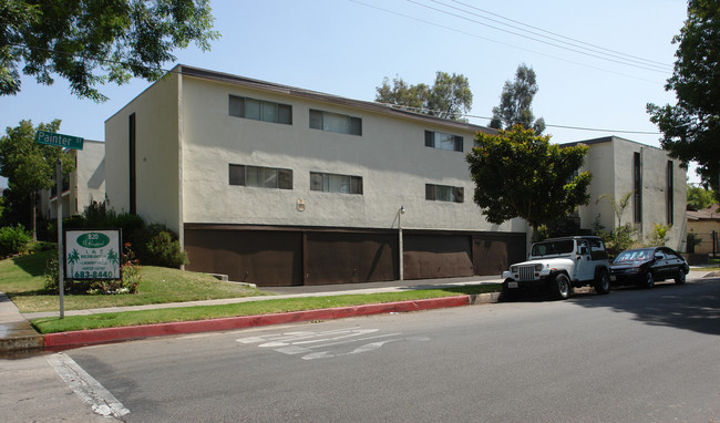 820 N Raymond Apartments in Pasadena, CA - Foto de edificio - Building Photo