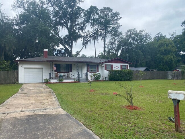 5704 94th St in Jacksonville, FL - Building Photo - Building Photo