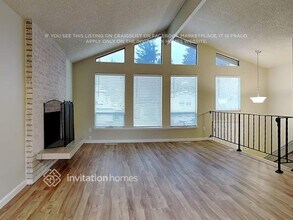 33628 27th Pl SW in Federal Way, WA - Foto de edificio - Building Photo