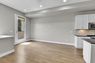 3285 W 17th Ave in Denver, CO - Building Photo - Building Photo