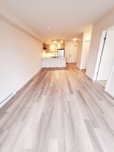 1012 Auckland St in New Westminster, BC - Building Photo - Building Photo