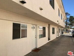 6640 Irvine Ave, Unit 1 in Los Angeles, CA - Building Photo - Building Photo