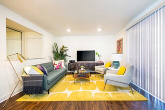 Peartree in Sunnyvale, CA - Foto de edificio - Building Photo