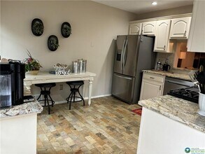 1963 Delancey St in Hellertown, PA - Building Photo - Building Photo