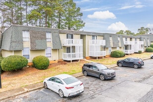 Peachtree Place in Columbia, SC - Building Photo