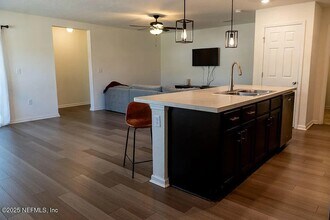 1863 Maxine Br Wy in Jacksonville, FL - Building Photo - Building Photo