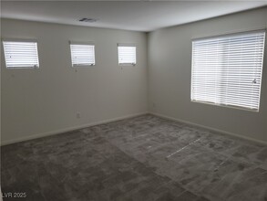 161 Lilt Ave in Henderson, NV - Foto de edificio - Building Photo