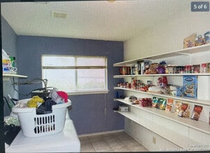 7803 Bowens Crossing in San Antonio, TX - Building Photo - Building Photo