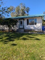 377 Mattwood Dr in Pocatello, ID - Building Photo