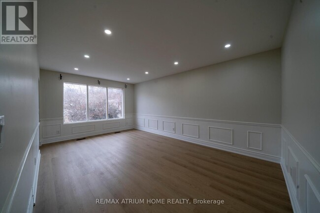 6 Keewatin St S in Oshawa, ON - Building Photo - Building Photo