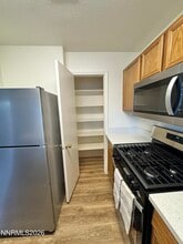 5730 Vista Palomar Way in Sparks, NV - Building Photo - Building Photo