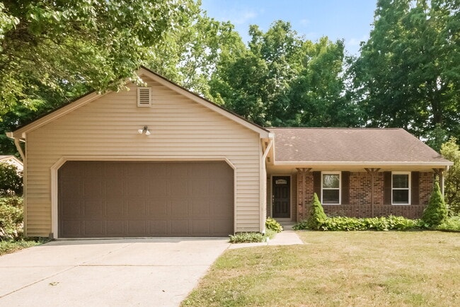 property at 4419 Deerview Ct