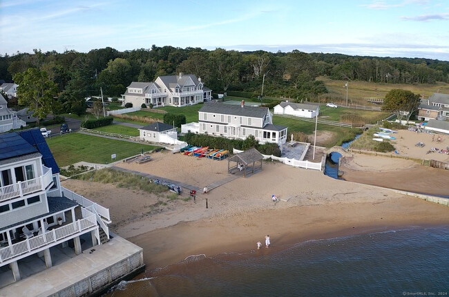 157 Overshore Dr E in Madison, CT - Building Photo - Building Photo