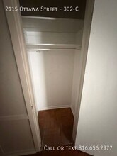 2115 Ottawa St in Leavenworth, KS - Building Photo - Building Photo