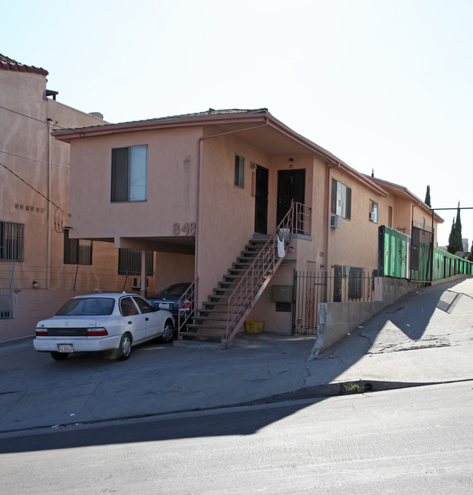 848 N Bunker Hill Ave in Los Angeles, CA - Building Photo