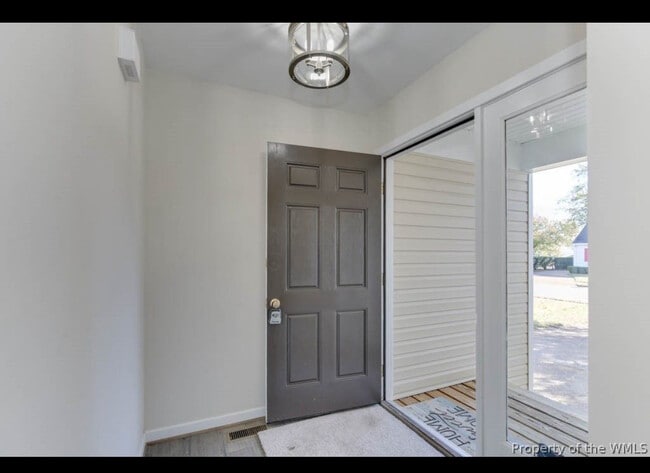 4 Steeplechase Loop in Hampton, VA - Building Photo - Building Photo