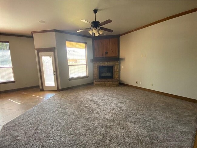 616 Sally Ct in Moore, OK - Building Photo - Building Photo