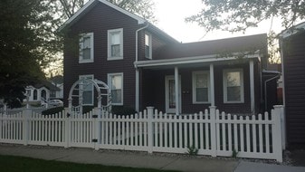 1402 S State St in Lockport, IL - Building Photo