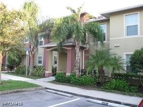 9073 Gervais Cir in Naples, FL - Building Photo - Building Photo