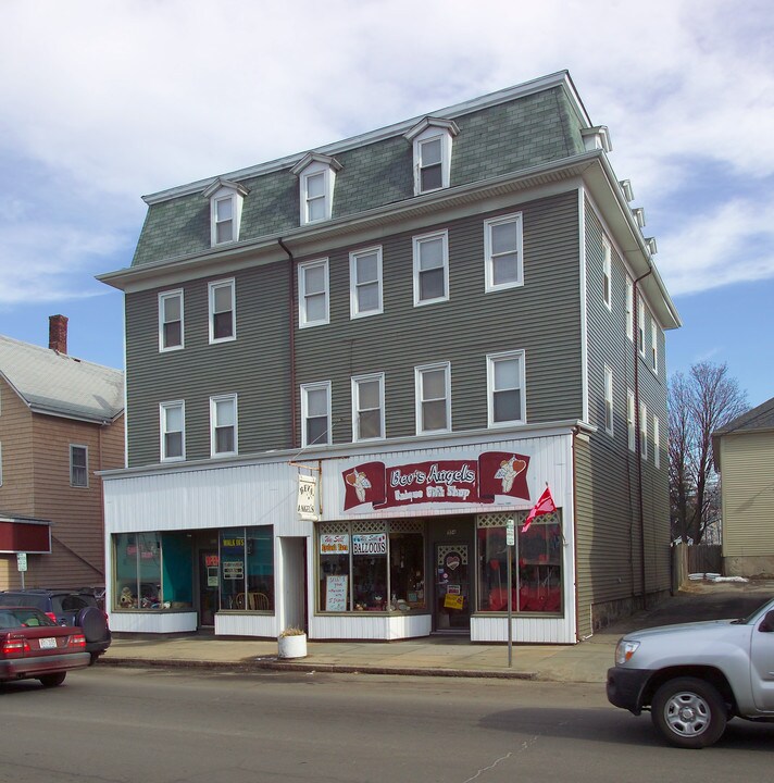 950-954 S Main St in Fall River, MA - Building Photo