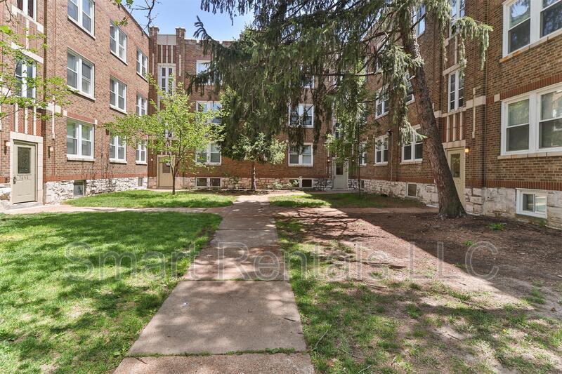 3860 Bamberger Ave in St. Louis, MO - Building Photo