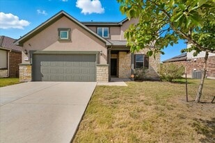 3801 Soft Shore Ln in Pflugerville, TX - Building Photo