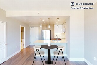 2400 W El Camino Real in Mountain View, CA - Building Photo - Building Photo