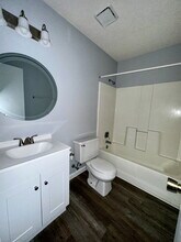 205 Live Oak Ct in Jacksonville, NC - Building Photo - Building Photo