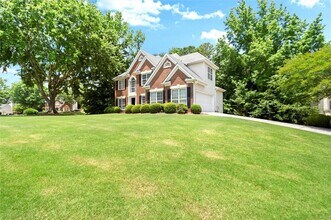 194 Lake Ruby Dr in Suwanee, GA - Building Photo - Building Photo