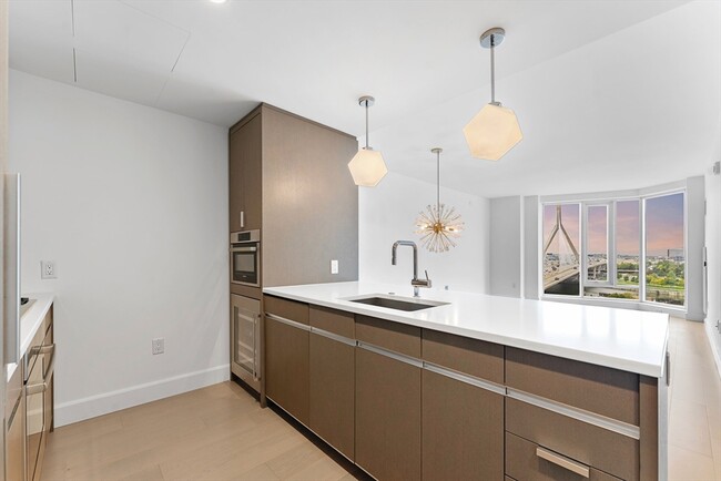 100 Lovejoy Wharf, Unit 10